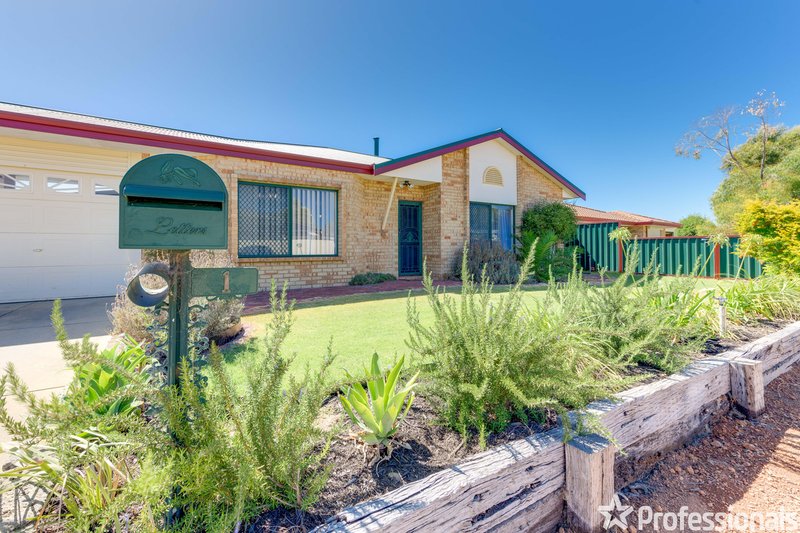 Photo - 1 Basslet Place, Warnbro WA 6169 - Image 2