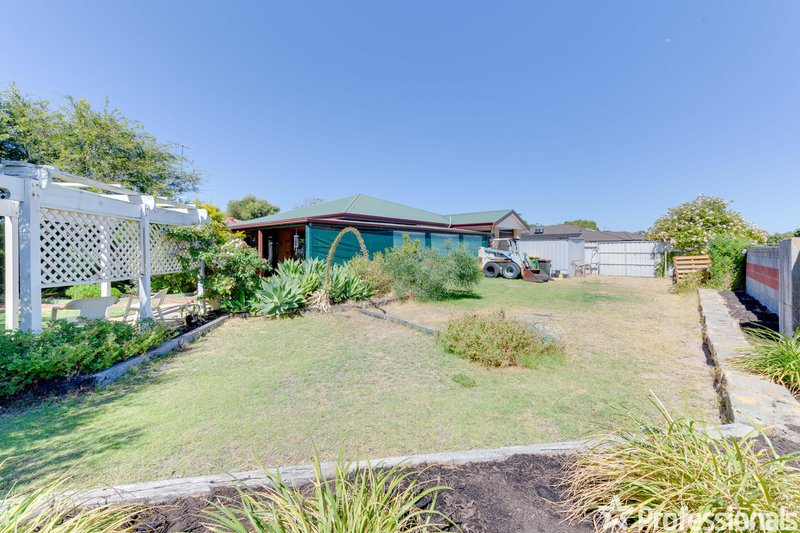 Photo - 1 Basslet Place, Warnbro WA 6169 - Image 26