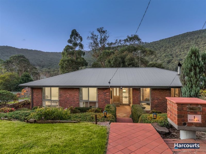 1 Bates Avenue, Upper Ferntree Gully VIC 3156