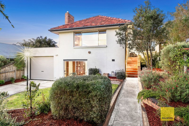 1 Baum Crescent, Highton VIC 3216