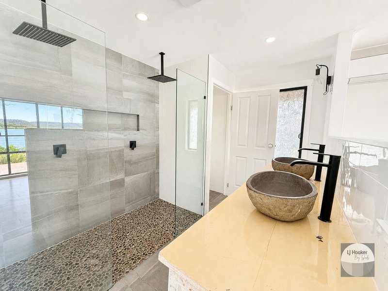 Photo - 1 Bay Drive, Russell Island QLD 4184 - Image 5