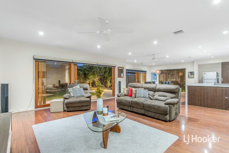 Photo - 1 Baybreeze Street, Point Cook VIC 3030 - Image 11