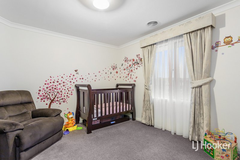 Photo - 1 Baybreeze Street, Point Cook VIC 3030 - Image 20