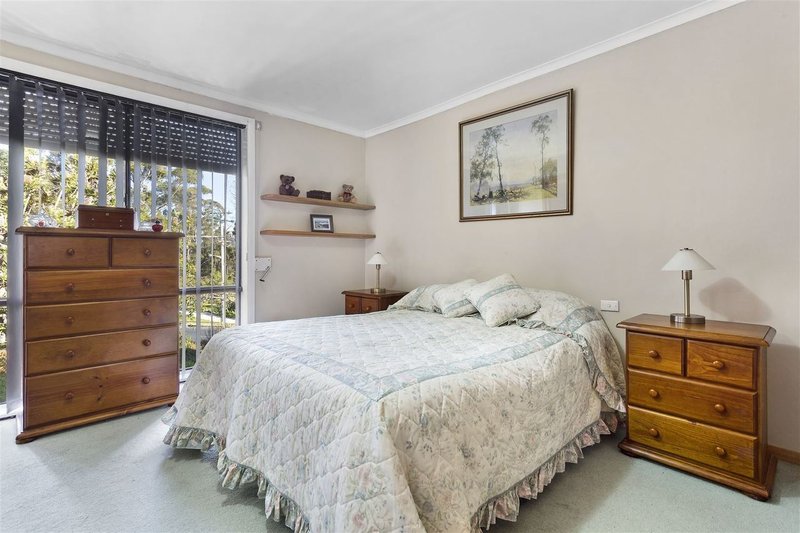 Photo - 1 Bayview Avenue, Ambleside TAS 7310 - Image 5