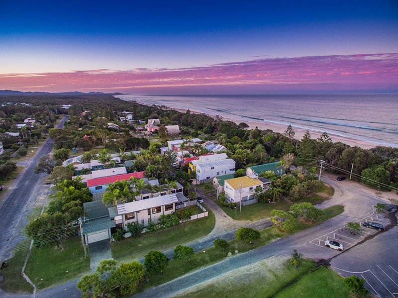 Photo - 1 Beach Avenue, South Golden Beach NSW 2483 - Image 9