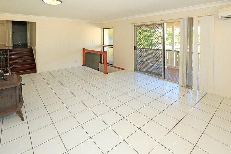 Photo - 1 Beaconsfield Terrace, The Range QLD 4700 - Image 5