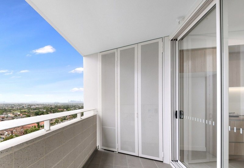 Photo - 1 BED/16 Railway Parade, Burwood NSW 2134 - Image 4