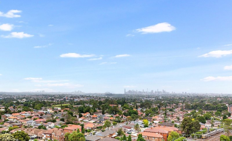 Photo - 1 BED/16 Railway Parade, Burwood NSW 2134 - Image 5