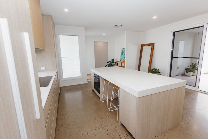 Photo - 1 Bedarra Boulevard, Innes Park QLD 4670 - Image 8