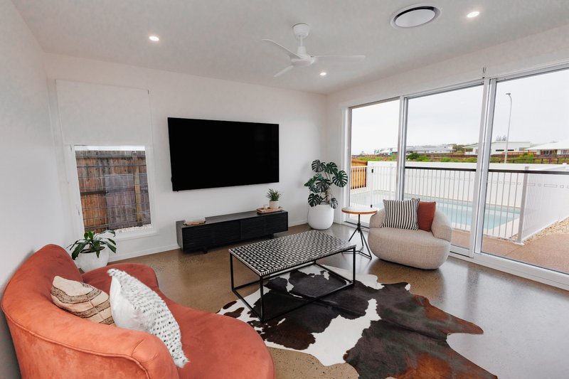 Photo - 1 Bedarra Boulevard, Innes Park QLD 4670 - Image 14