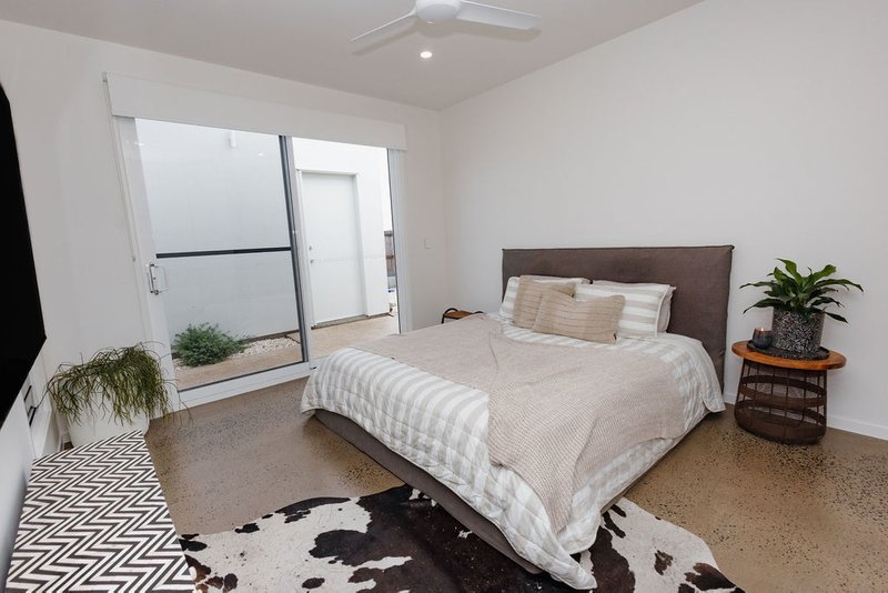 Photo - 1 Bedarra Boulevard, Innes Park QLD 4670 - Image 18