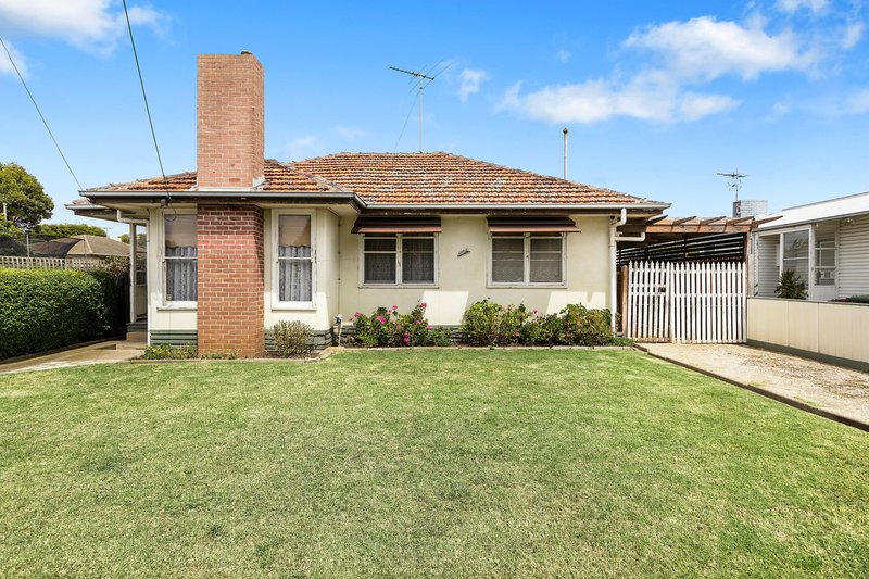 1 Bellbird Avenue, Norlane VIC 3214