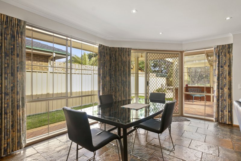 Photo - 1 Belmarino Court, Werribee VIC 3030 - Image 13