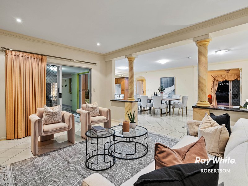 Photo - 1 Ben Lomond Street, Aspley QLD 4034 - Image 5