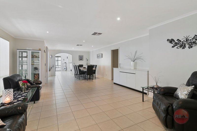 1 Benacre Close, Happy Valley SA 5159