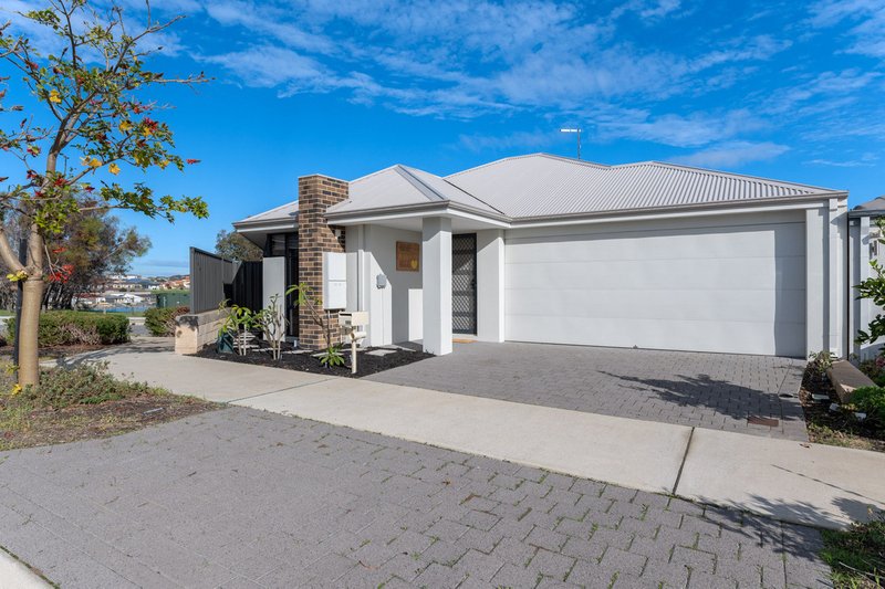 1 Benmore Street, Landsdale WA 6065