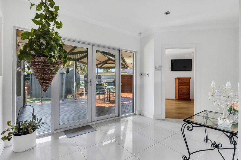 Photo - 1 Bermuda Avenue, West Lakes Shore SA 5020 - Image 14