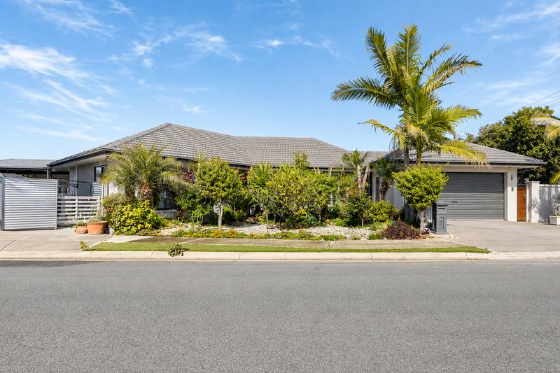 Photo - 1 Bermuda Avenue, West Lakes Shore SA 5020 - Image 32