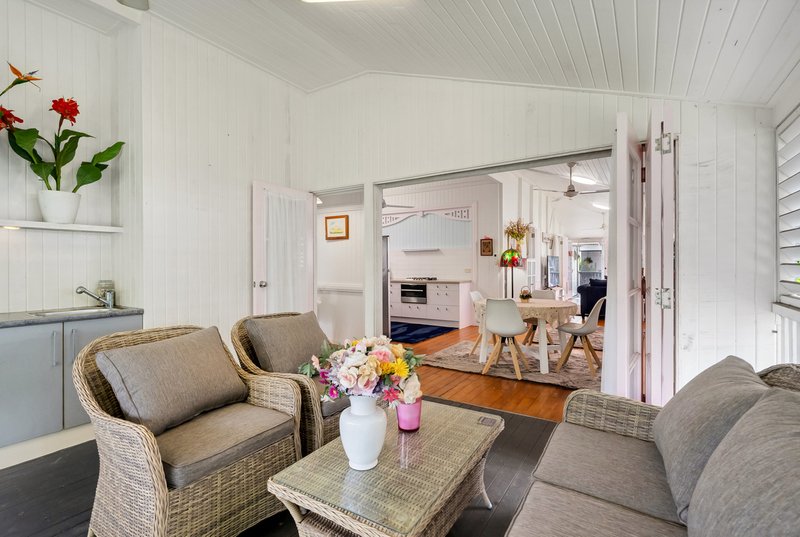Photo - 1 Beryl Street, Cairns North QLD 4870 - Image 5