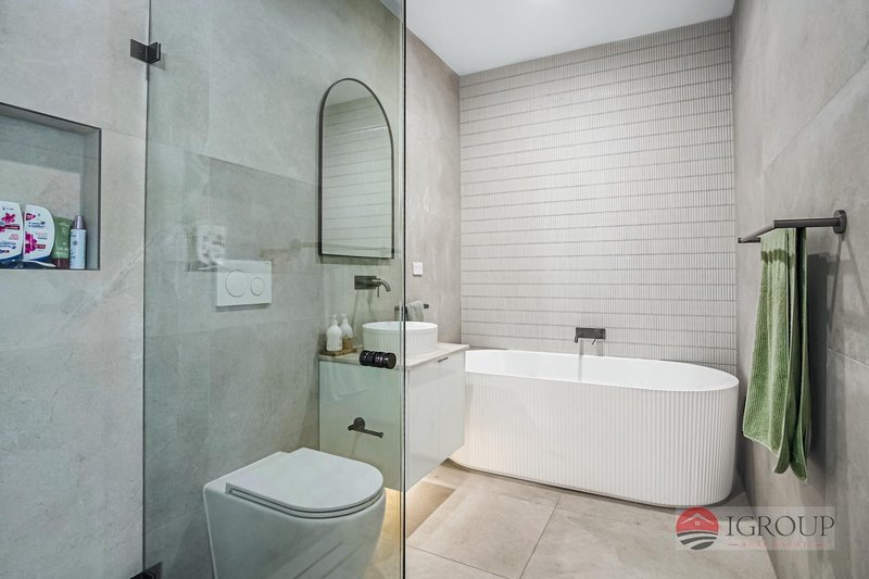 Photo - 1 Bettina Court, Greenacre NSW 2190 - Image 5