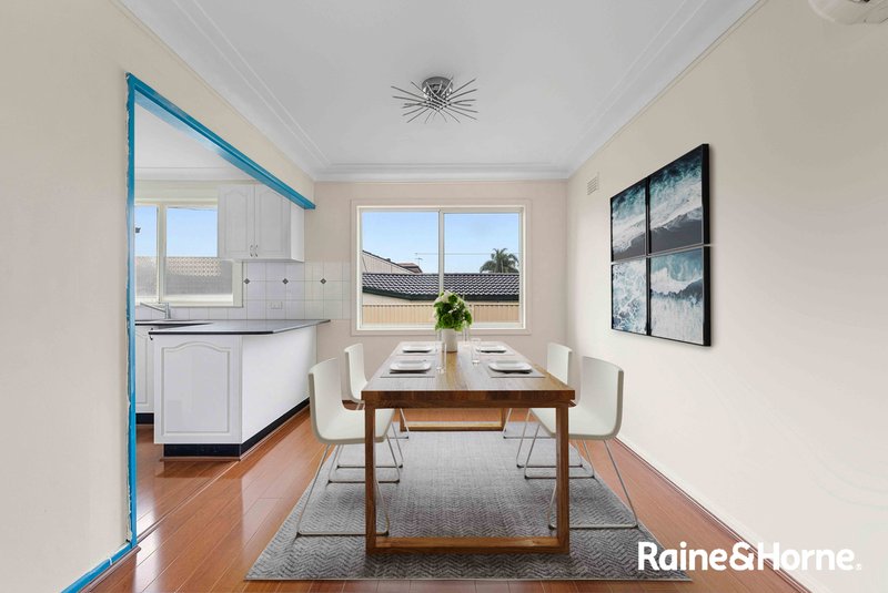Photo - 1 Bindea Street, Mount Pritchard NSW 2170 - Image 5