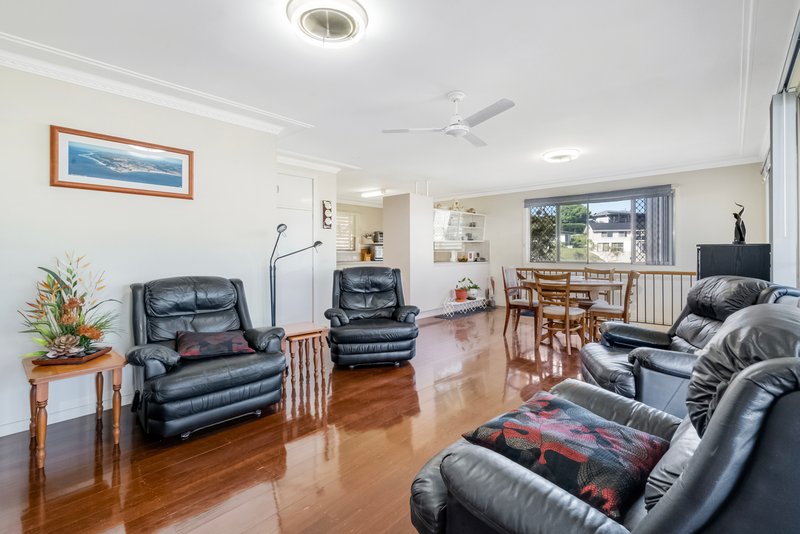 Photo - 1 Bione Avenue, Banora Point NSW 2486 - Image 3