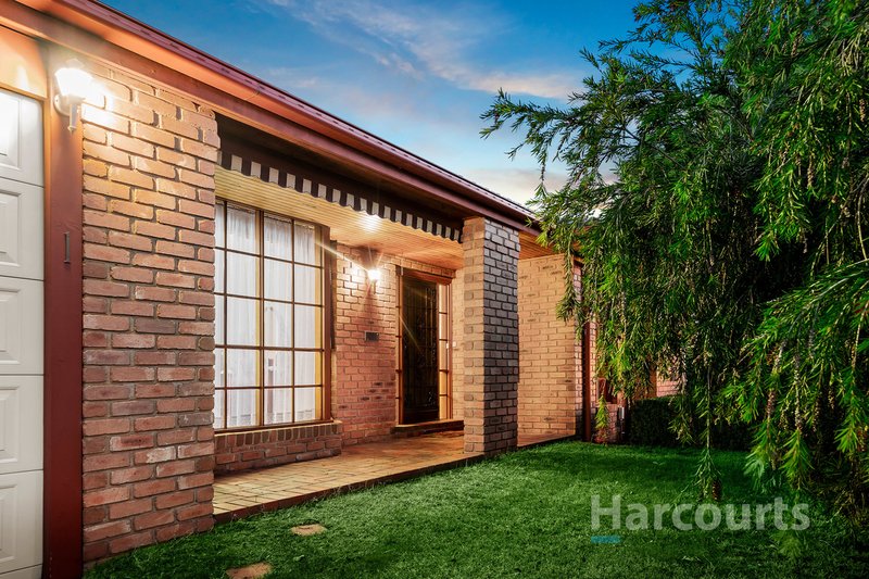 Photo - 1 Birkdale Close, Wantirna VIC 3152 - Image 2