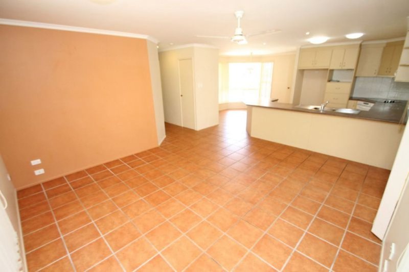 Photo - 1 Birmingham Close, Telina QLD 4680 - Image 7