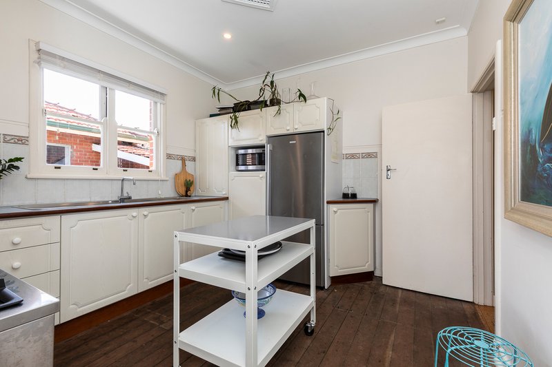 Photo - 1 Birrell Street, Mount Hawthorn WA 6016 - Image 13