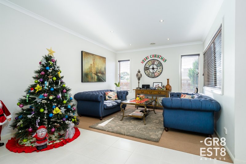 Photo - 1 Bitalli Place, Sandhurst VIC 3977 - Image 2