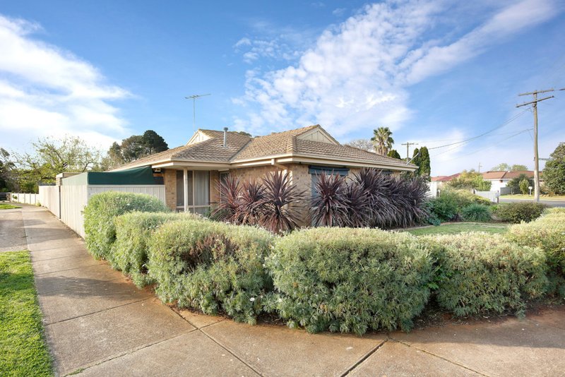 1 Bligh Street, Melton South VIC 3338