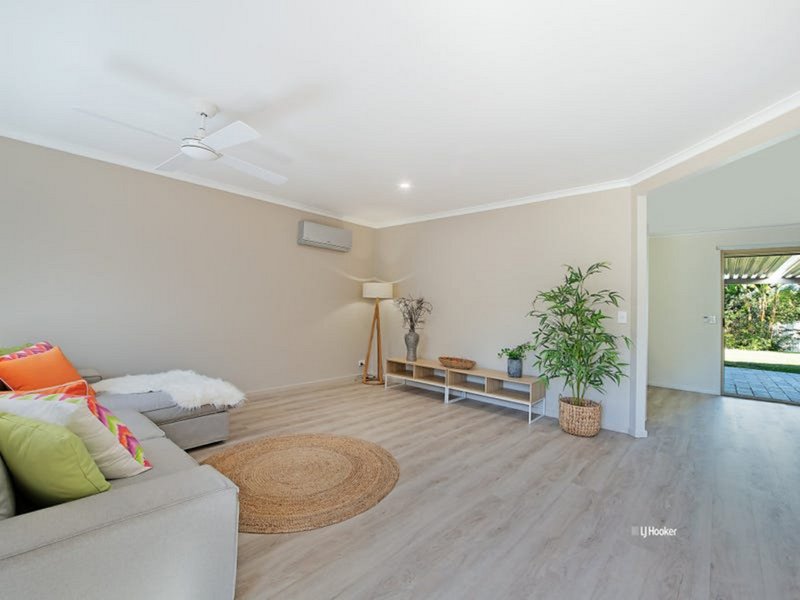 Photo - 1 Blowering Court, Petrie QLD 4502 - Image 3