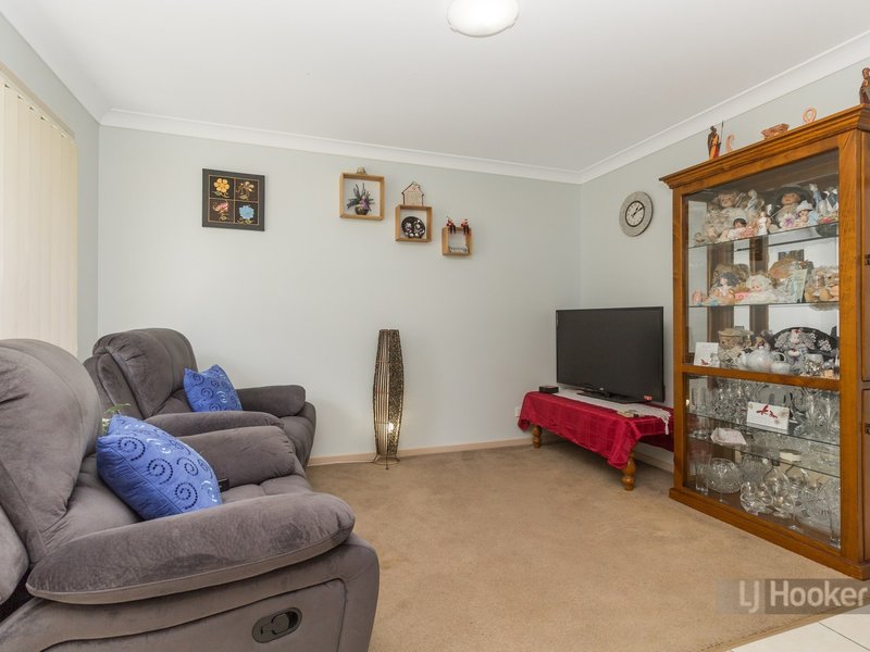 Photo - 1 Blueberry Ash Court, Boronia Heights QLD 4124 - Image 5