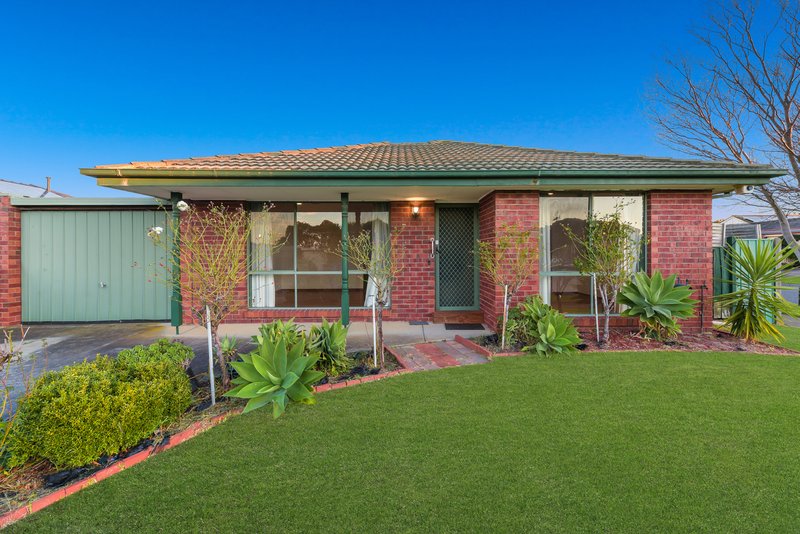 1 Bluegum Way, Hampton Park VIC 3976