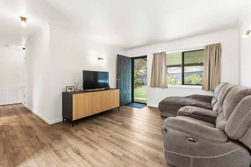 Photo - 1 Bluff Court, Beenleigh QLD 4207 - Image 3