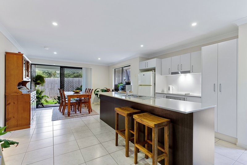 Photo - 1 Bond Place, Bray Park QLD 4500 - Image 4