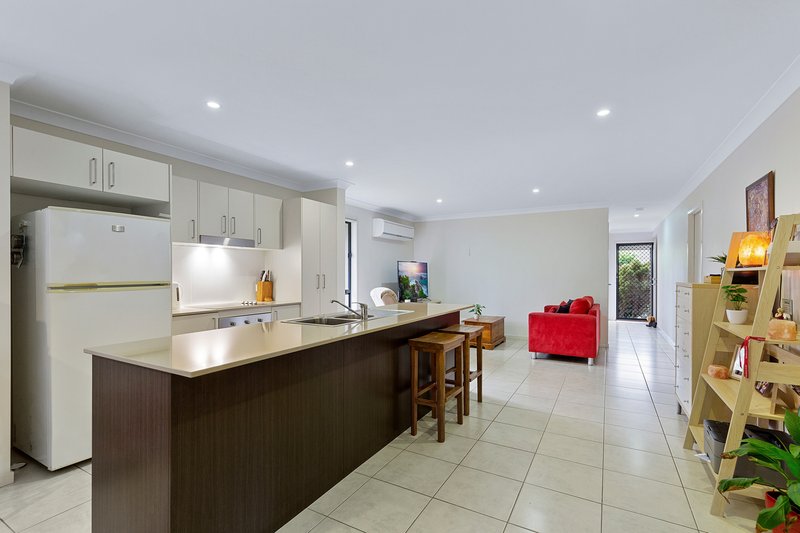 Photo - 1 Bond Place, Bray Park QLD 4500 - Image 5