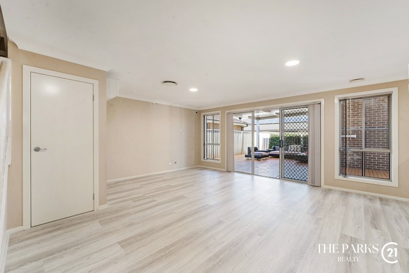 Photo - 1 Bonython Avenue, Middleton Grange NSW 2171 - Image 6