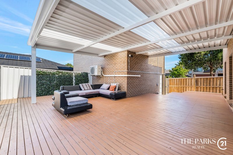 Photo - 1 Bonython Avenue, Middleton Grange NSW 2171 - Image 18