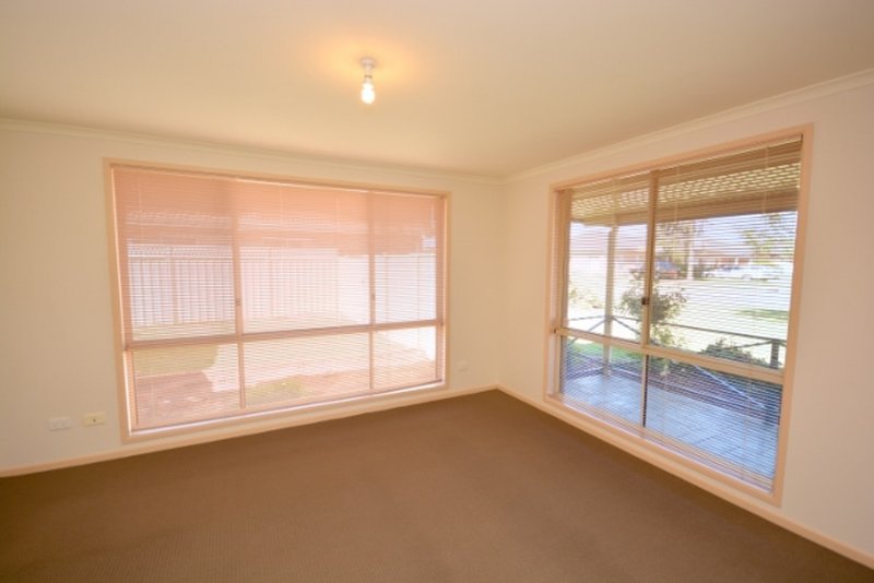 Photo - 1 Boree Avenue, Griffith NSW 2680 - Image 2