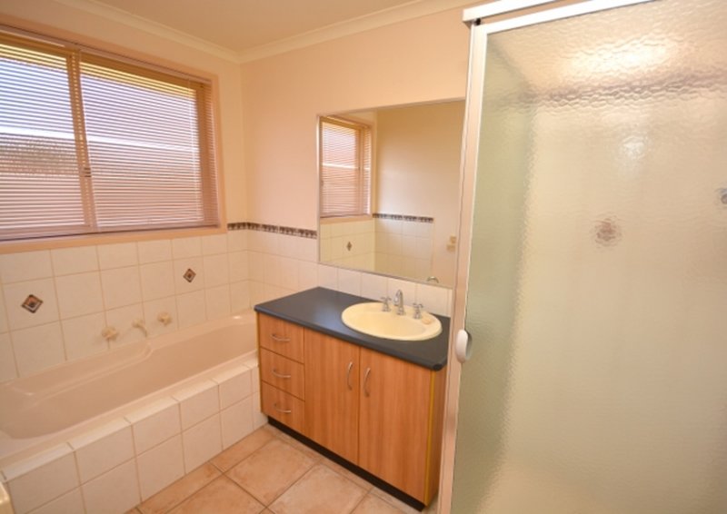 Photo - 1 Boree Avenue, Griffith NSW 2680 - Image 12