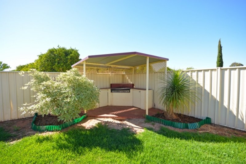 Photo - 1 Boree Avenue, Griffith NSW 2680 - Image 15