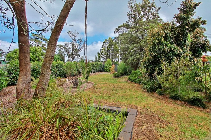 Photo - 1 Boronia Road, Wentworth Falls NSW 2782 - Image 14