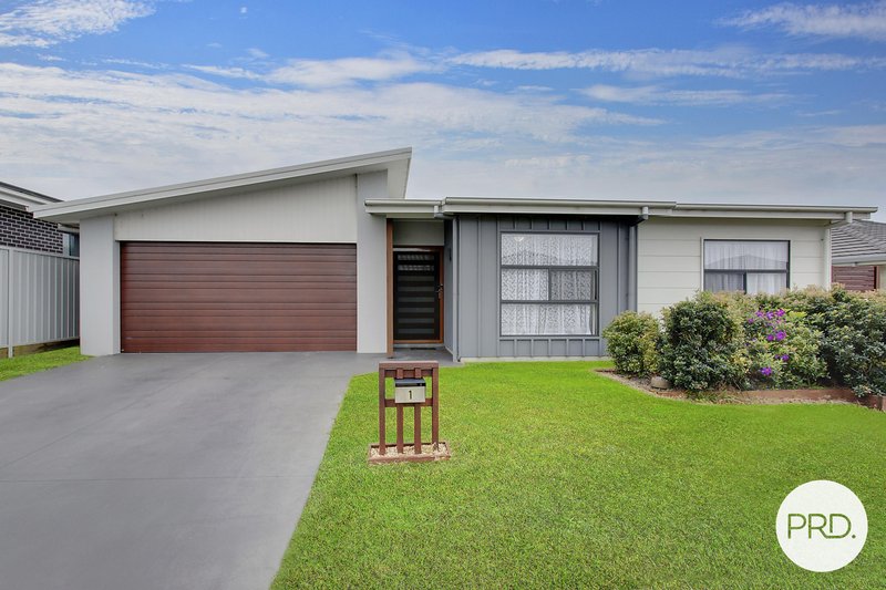 Photo - 1 Borrowdale Avenue, Dunbogan NSW 2443 - Image 1