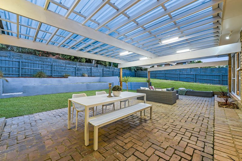 Photo - 1 Boswell Court, Dandenong North VIC 3175 - Image 16