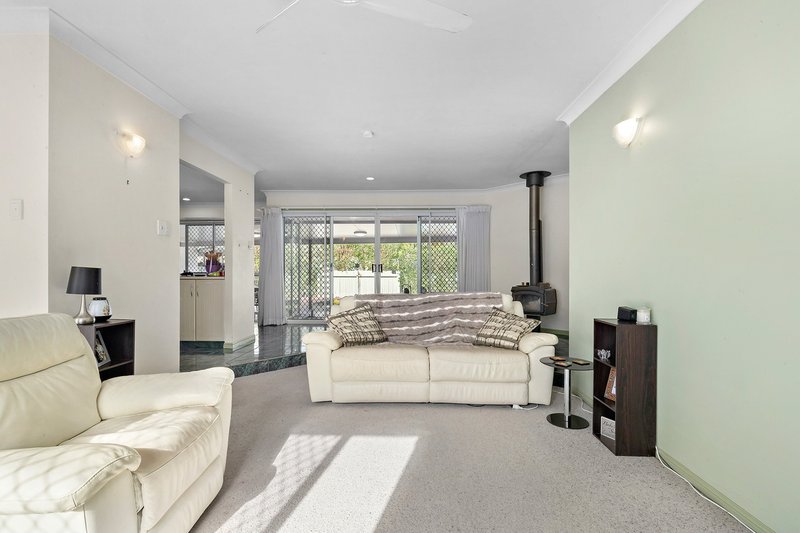 Photo - 1 Bow Court, Banksia Beach QLD 4507 - Image 8