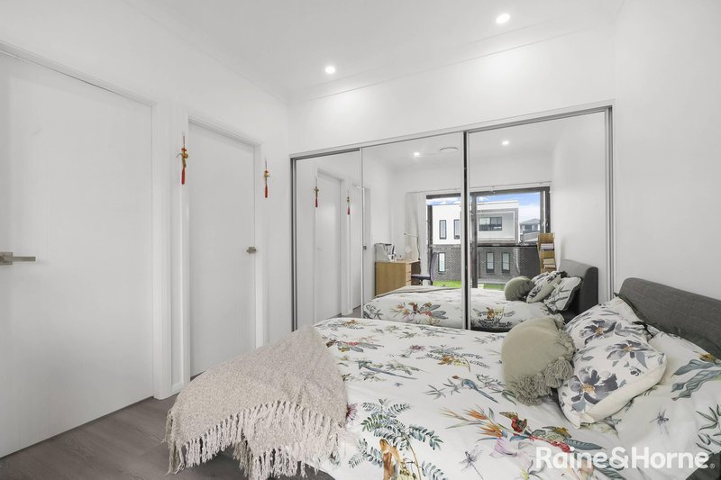 Photo - 1 Boxthorn Avenue, Leppington NSW 2179 - Image 5