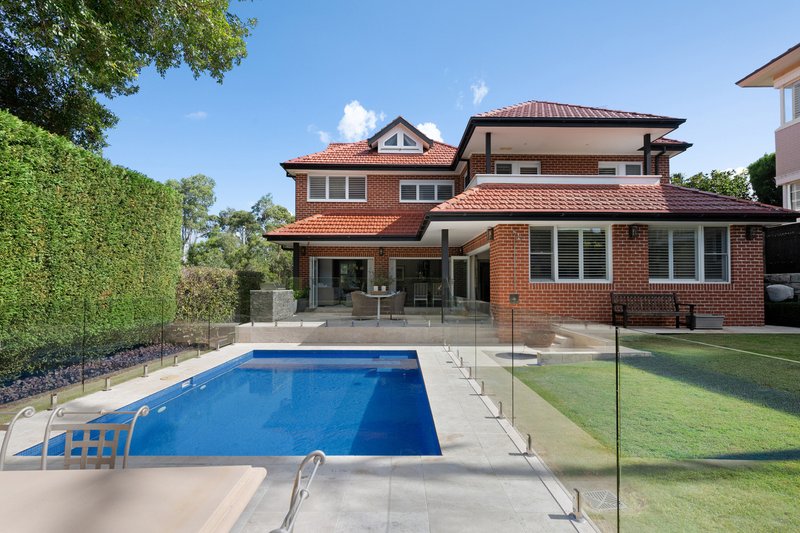Photo - 1 Bradleys Head Road, Mosman NSW 2088 - Image 1