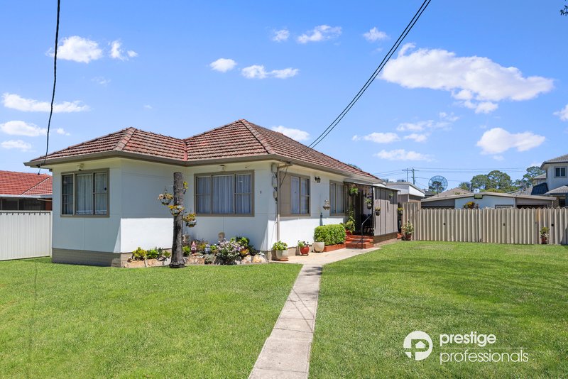 1 Bradshaw Avenue, Moorebank NSW 2170