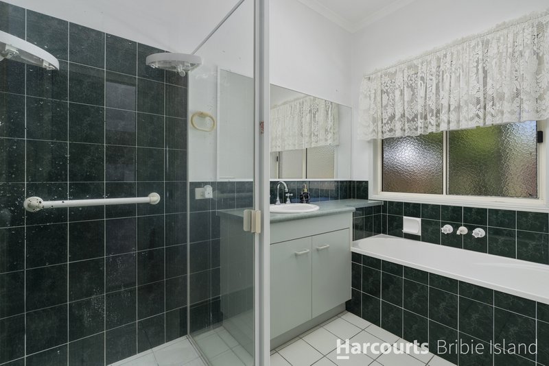 Photo - 1 Bream Court, Sandstone Point QLD 4511 - Image 15